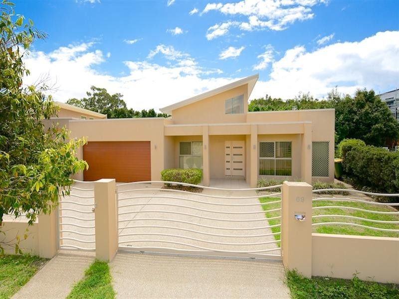 69 East Quay Drive, Biggera Waters QLD 4216