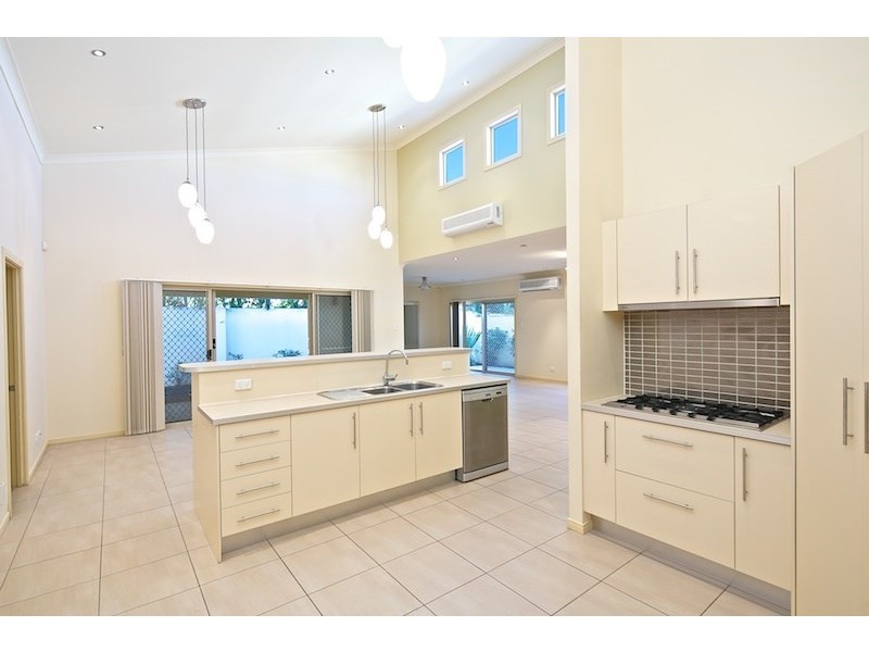 73 East Quay Drive, Biggera Waters QLD 4216