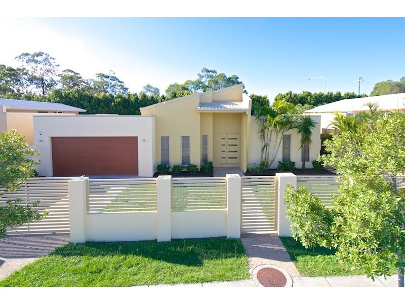 73 East Quay Drive, Biggera Waters QLD 4216