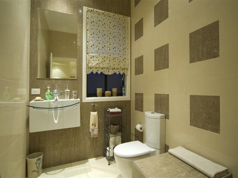 46 Shearwater Esplanade, Runaway Bay QLD 4216