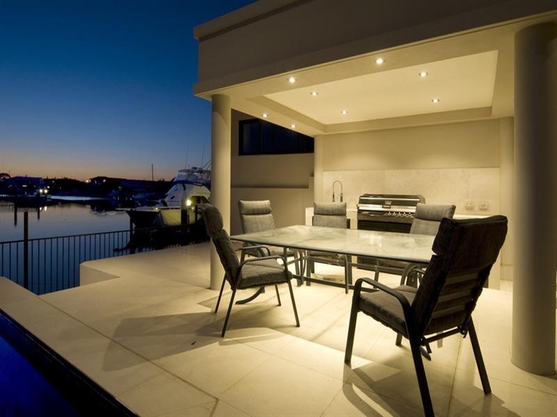 46 Shearwater Esplanade, Runaway Bay QLD 4216