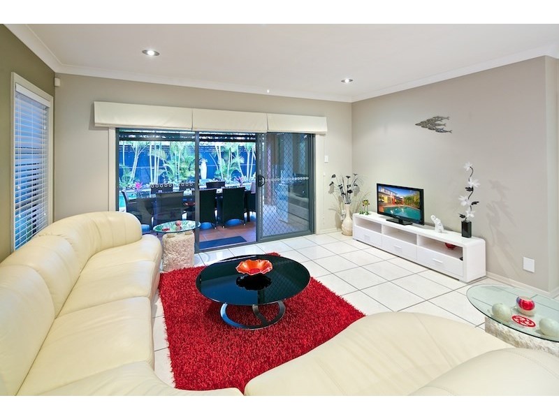 539 Oyster Cove Promenade, Helensvale QLD 4212