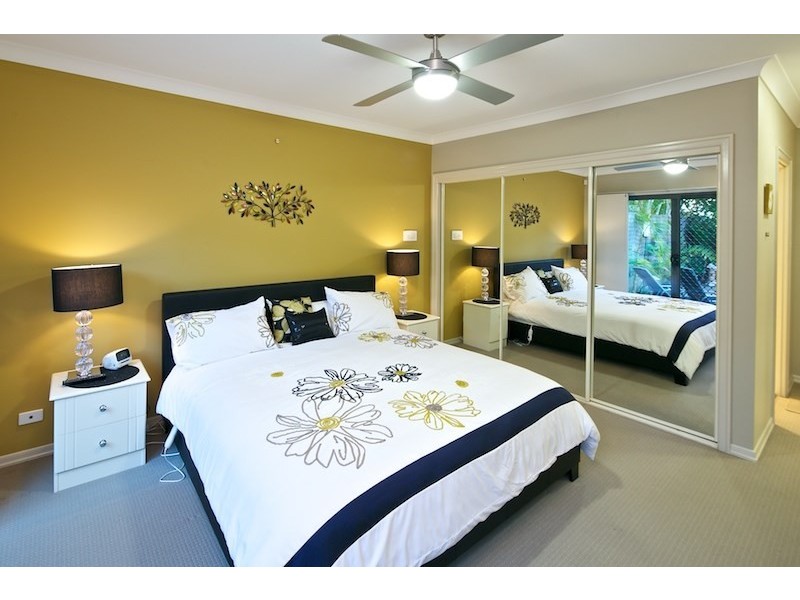 539 Oyster Cove Promenade, Helensvale QLD 4212