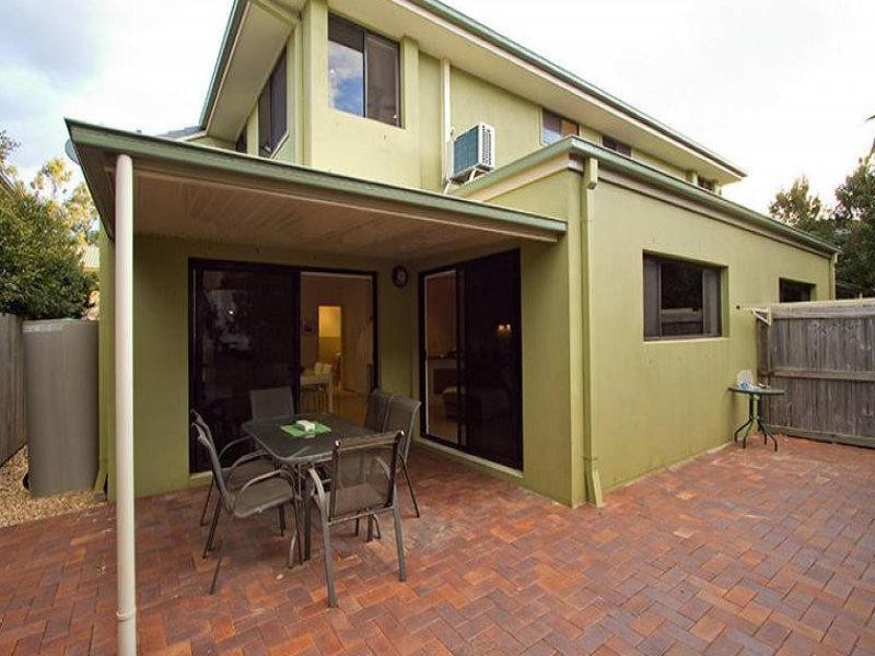 3/445 Pine Ridge Road, Runaway Bay QLD 4216