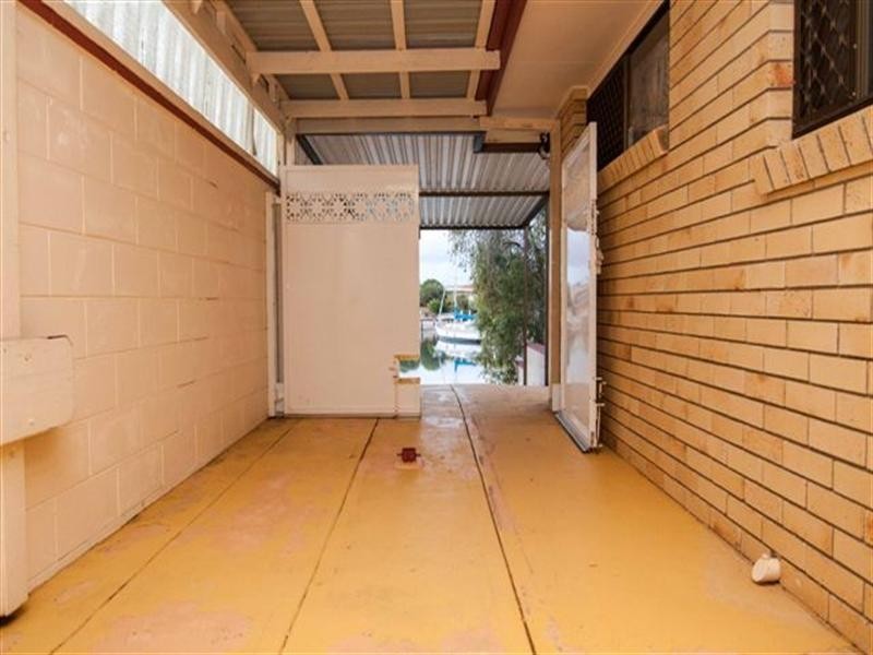 11 O’Grady Drive, Paradise Point QLD 4216