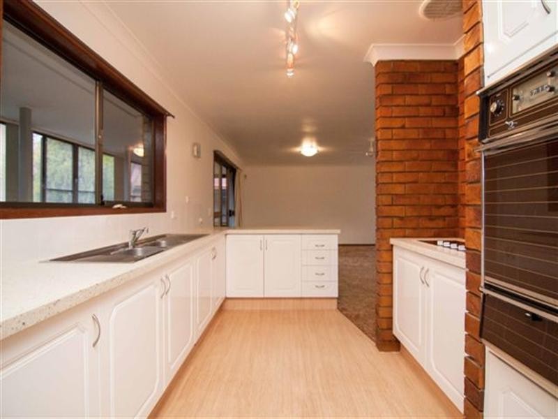 11 O’Grady Drive, Paradise Point QLD 4216