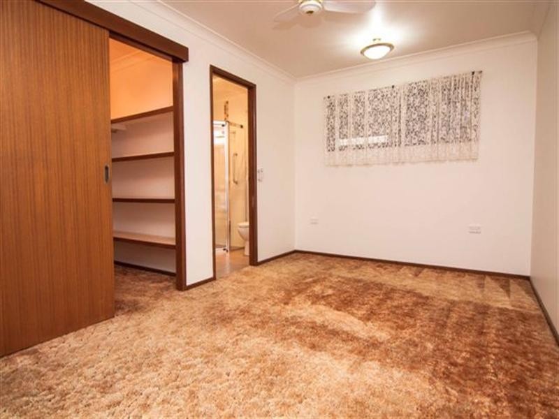 11 O’Grady Drive, Paradise Point QLD 4216