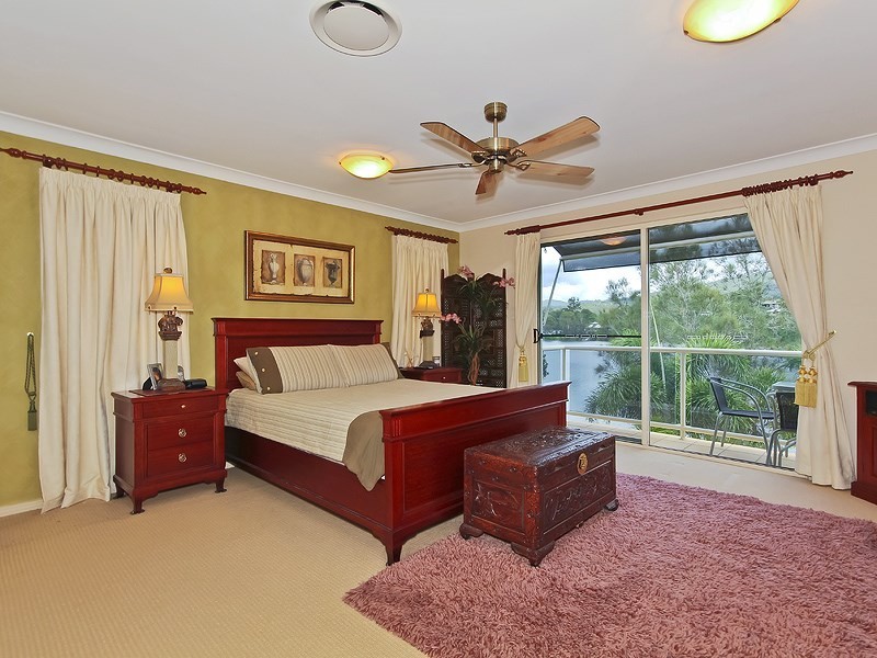 25 Brittany Drive, Oxenford QLD 4210