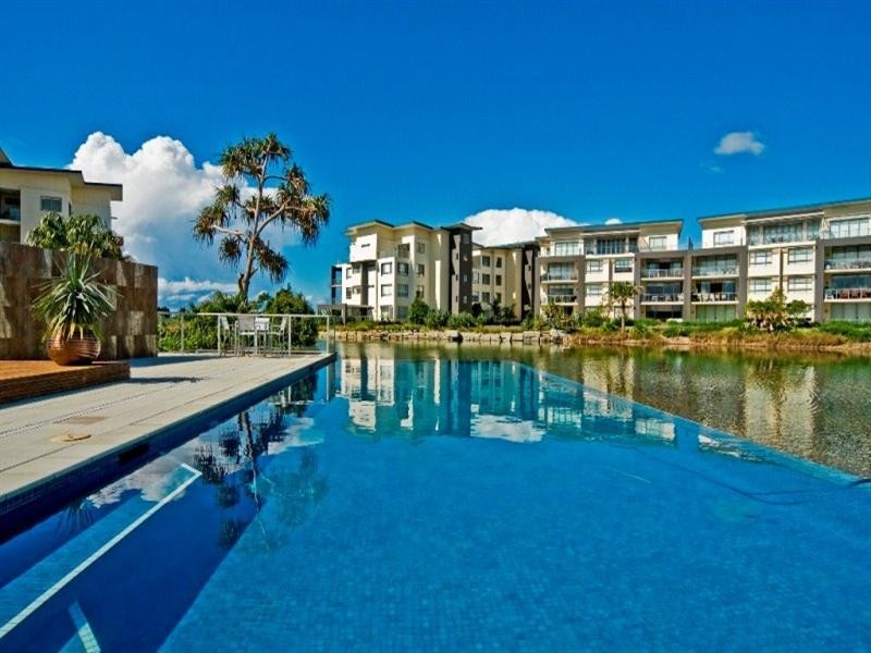 342/3 Pendraat Parade, Hope Island QLD 4212