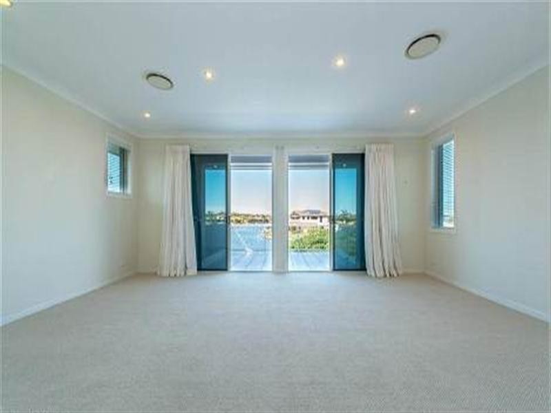 29 Mandolin Avenue, Helensvale QLD 4212