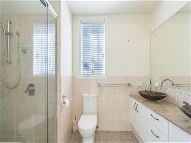 29 Mandolin Avenue, Helensvale QLD 4212