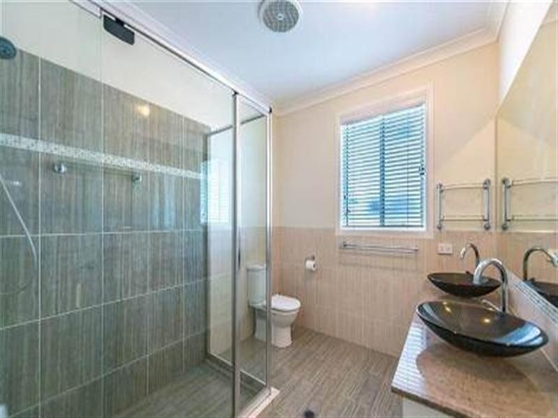 29 Mandolin Avenue, Helensvale QLD 4212