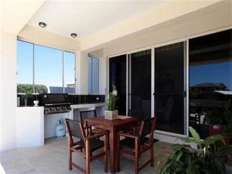 29 Mandolin Avenue, Helensvale QLD 4212