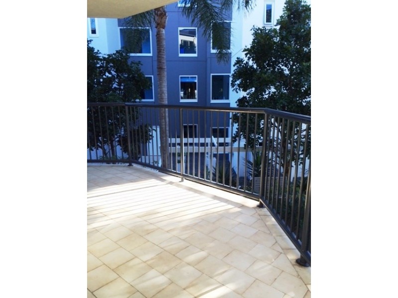 13/418 Marine Parade, Biggera Waters QLD 4216