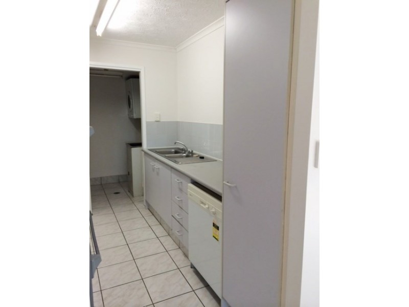 13/418 Marine Parade, Biggera Waters QLD 4216