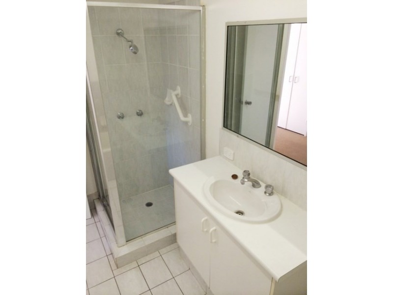 13/418 Marine Parade, Biggera Waters QLD 4216