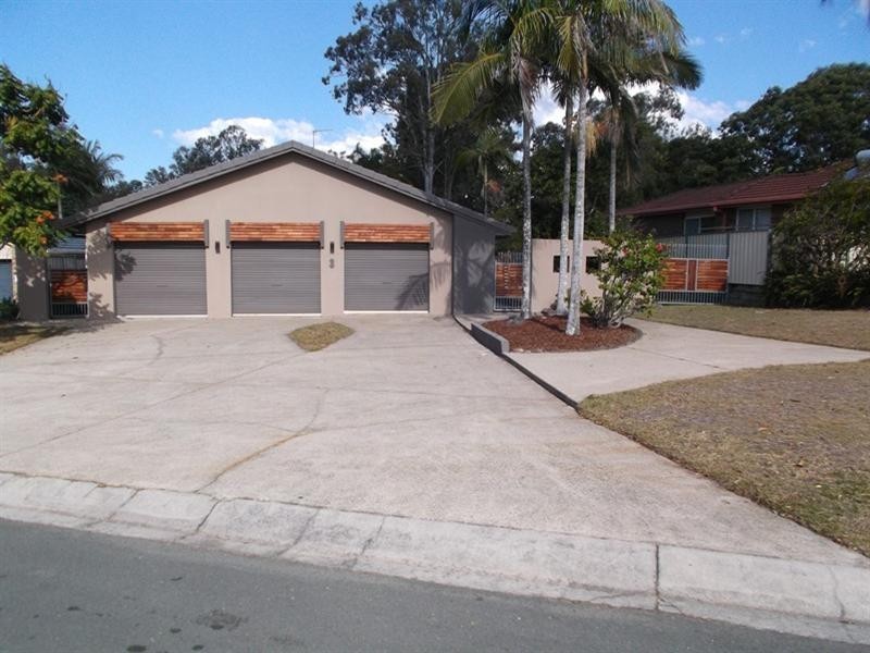3 Wilmington Street, Helensvale QLD 4212