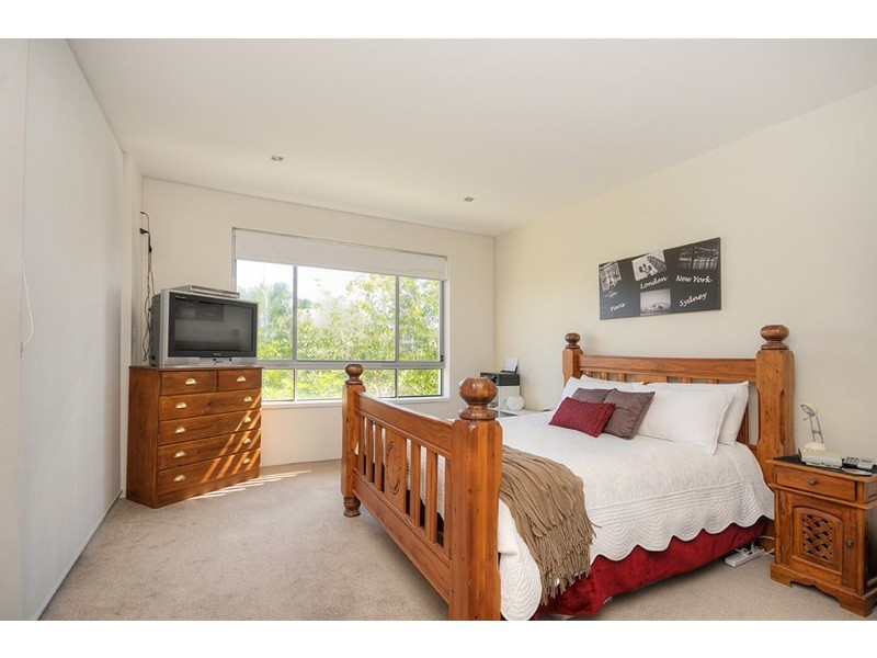 227/3 Pendraat Parade, Hope Island QLD 4212