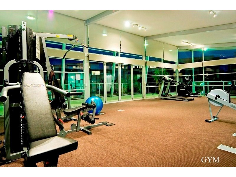 227/3 Pendraat Parade, Hope Island QLD 4212