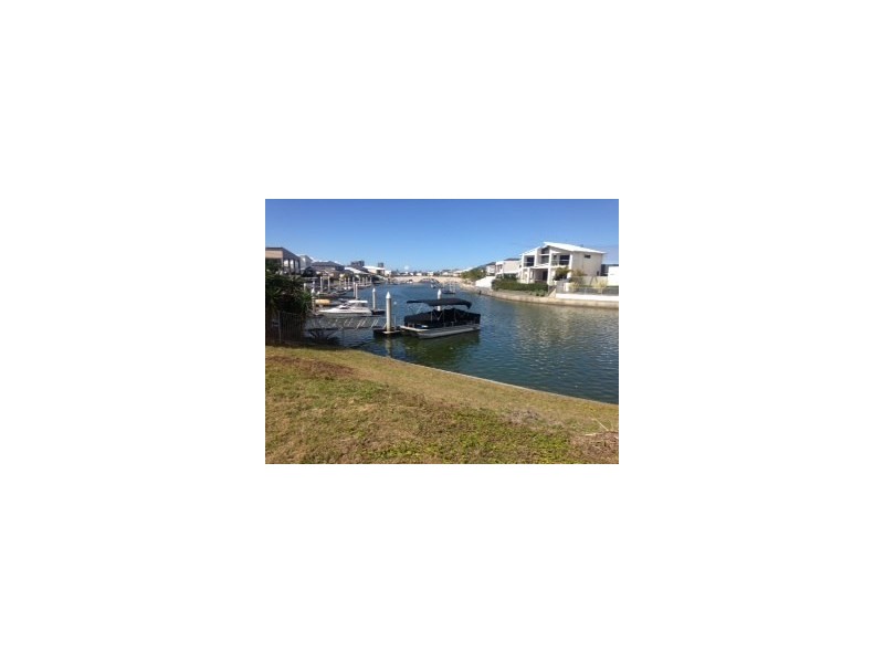81 Compass Drive, Biggera Waters QLD 4216