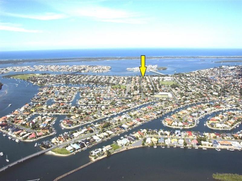 14 Victor Avenue, Paradise Point QLD 4216