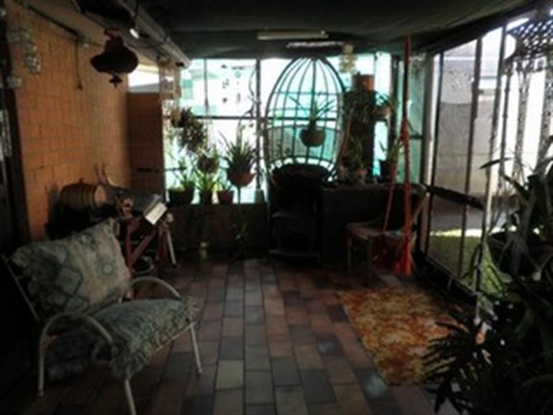 14 Victor Avenue, Paradise Point QLD 4216