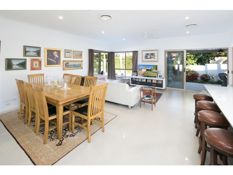 7 Shoreham Chase, Arundel QLD 4214