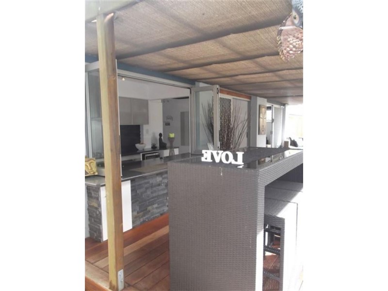 17 Coombabah Road, Runaway Bay QLD 4216