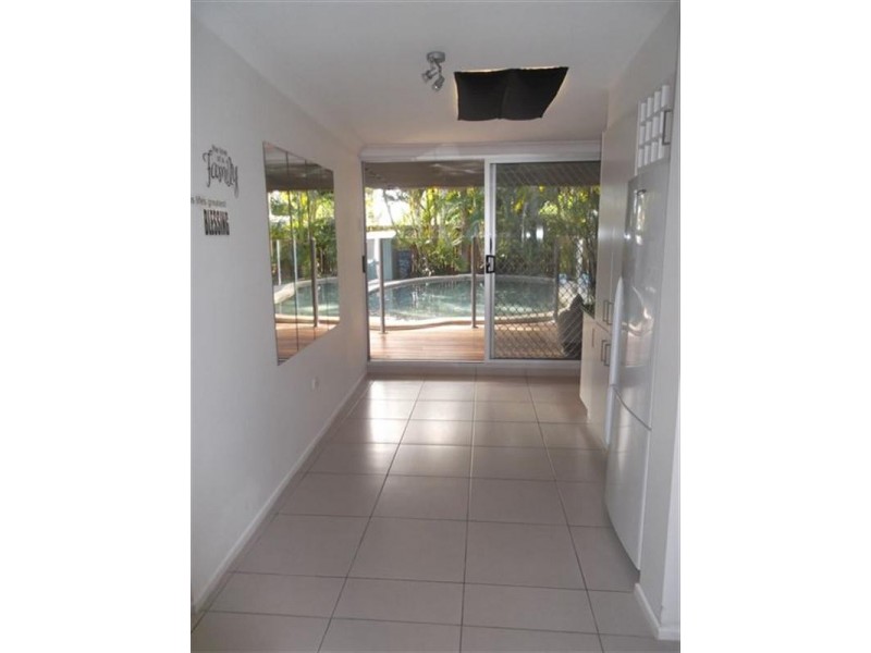 17 Coombabah Road, Runaway Bay QLD 4216