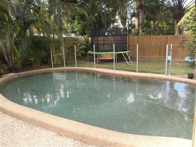 17 Coombabah Road, Runaway Bay QLD 4216