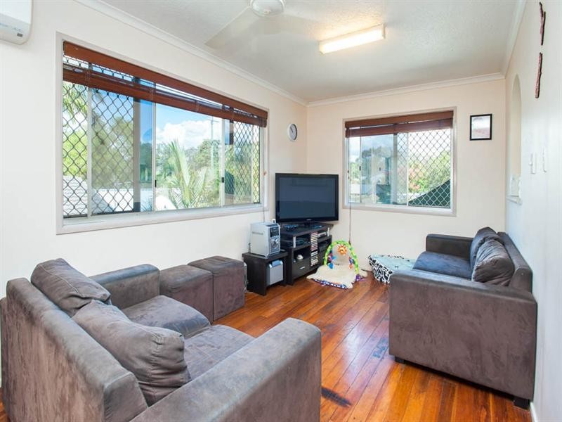 15 Iando Street, Coombabah QLD 4216