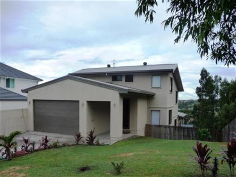 15 Maloney Crescent, Maudsland QLD 4210