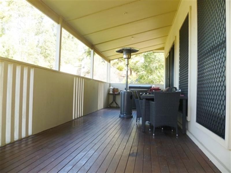 15 Maloney Crescent, Maudsland QLD 4210