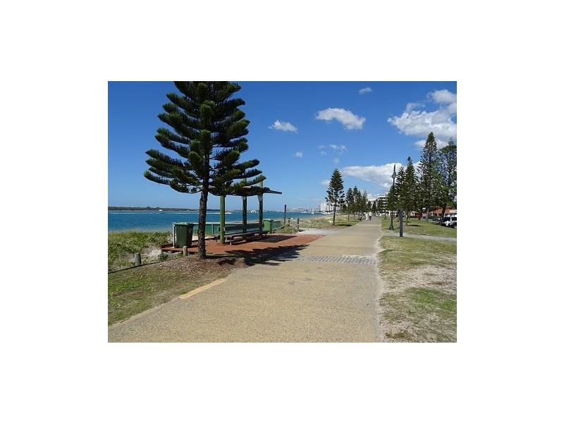 32/484 Marine Parade, Biggera Waters QLD 4216