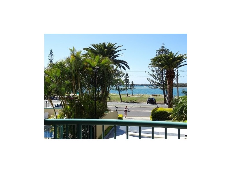 32/484 Marine Parade, Biggera Waters QLD 4216