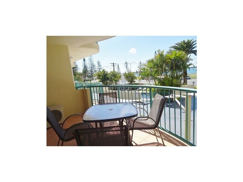 32/484 Marine Parade, Biggera Waters QLD 4216