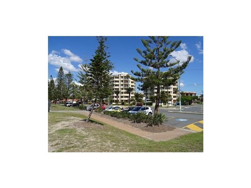 32/484 Marine Parade, Biggera Waters QLD 4216