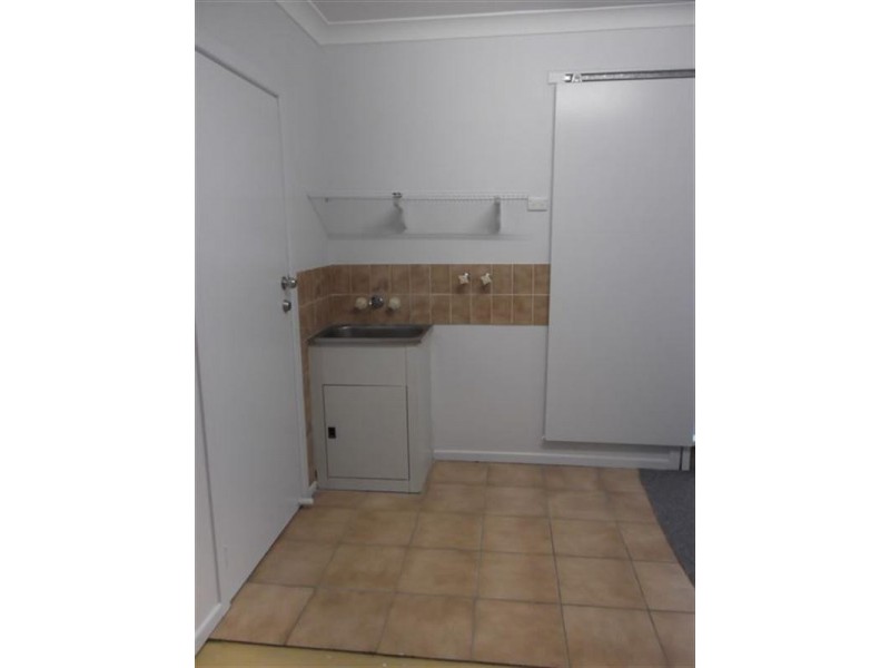 1/2 Warrie Close, Paradise Point QLD 4216