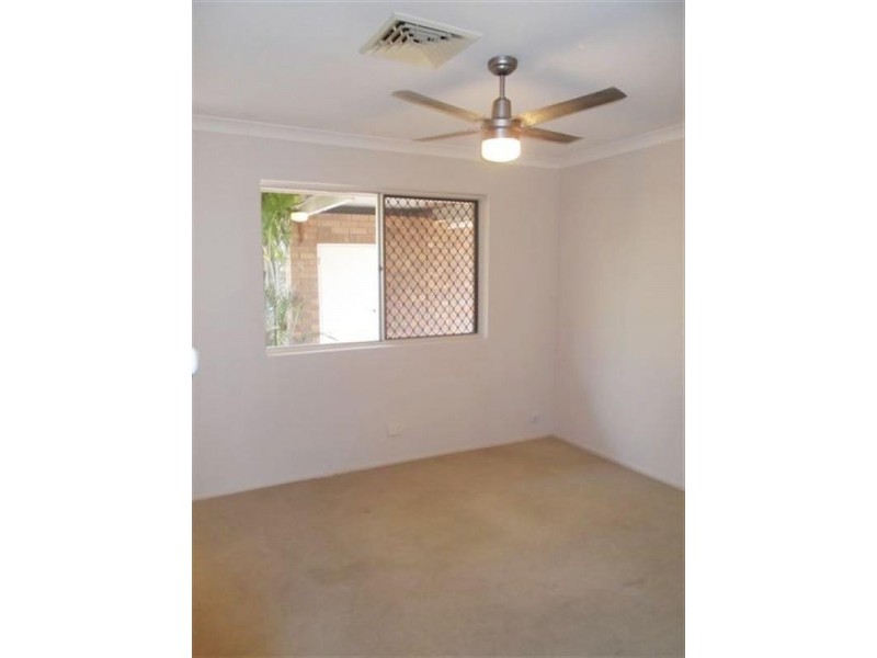 25 O’Grady Drive, Paradise Point QLD 4216