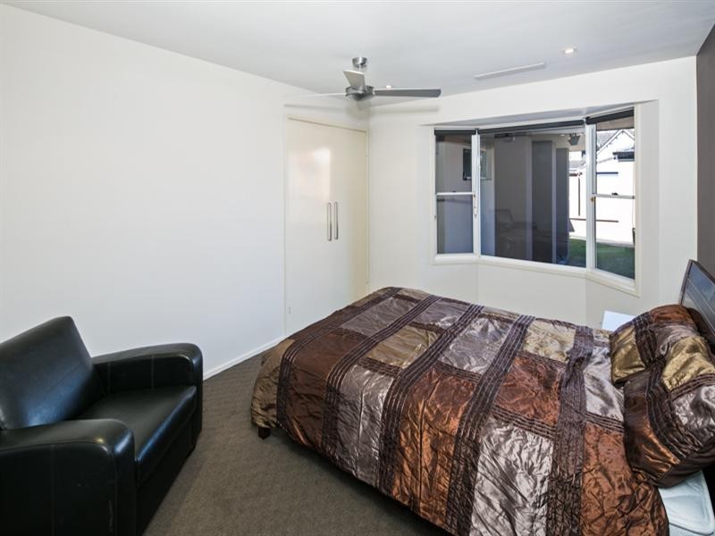 46 Cockleshell Court, Runaway Bay QLD 4216