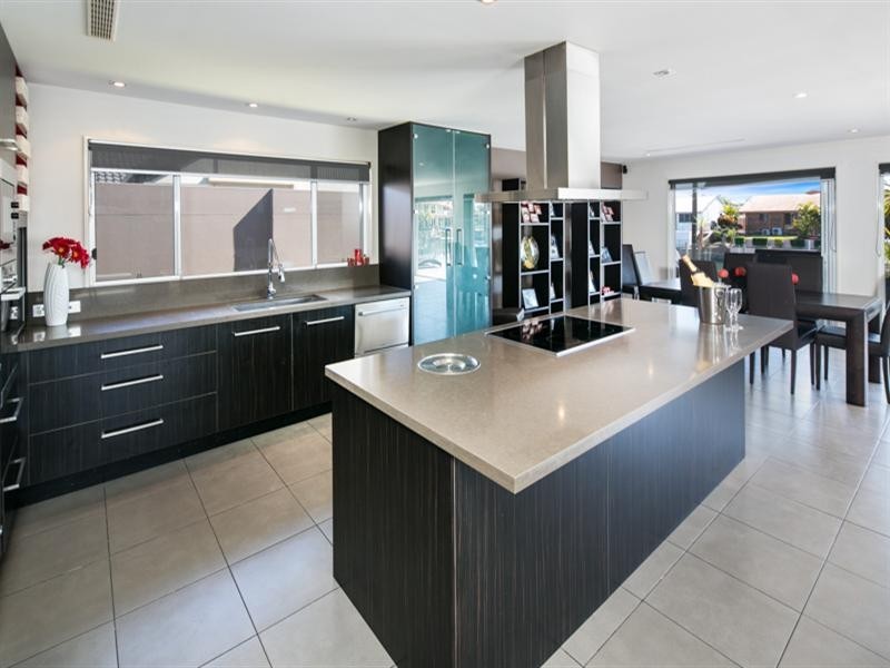 46 Cockleshell Court, Runaway Bay QLD 4216