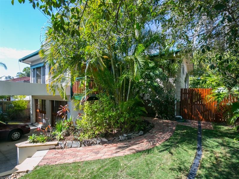 14 Boronia Drive, Southport QLD 4215