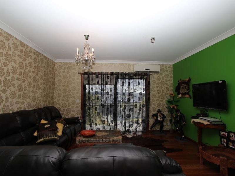 Hope Island QLD 4212