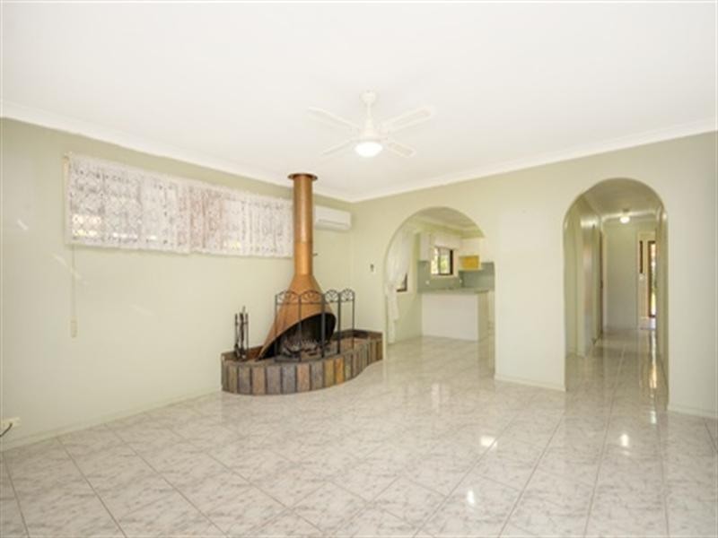 5 Ashgrove Avenue, Runaway Bay QLD 4216