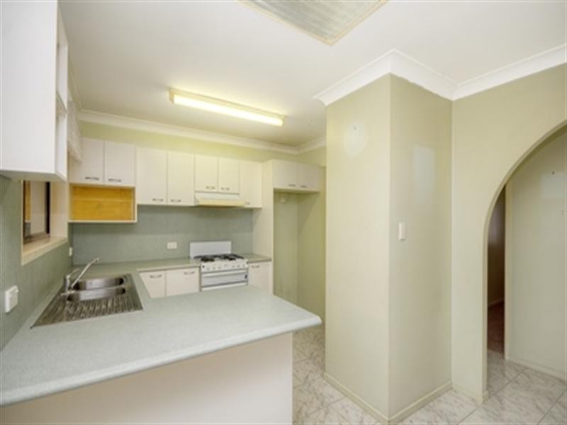 5 Ashgrove Avenue, Runaway Bay QLD 4216