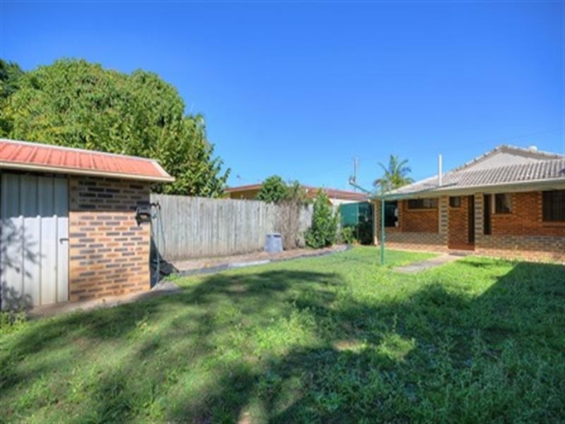 5 Ashgrove Avenue, Runaway Bay QLD 4216