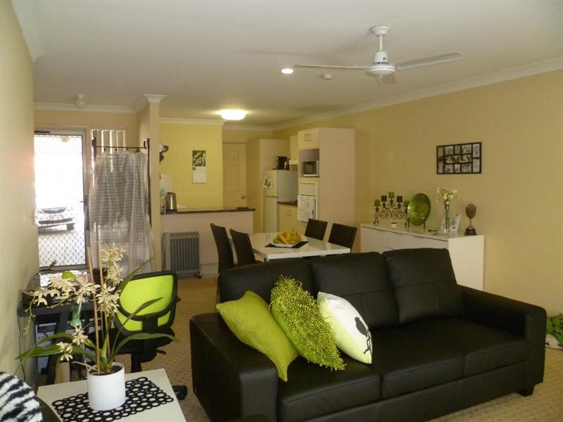 16/433 Pine Ridge Road, Runaway Bay QLD 4216