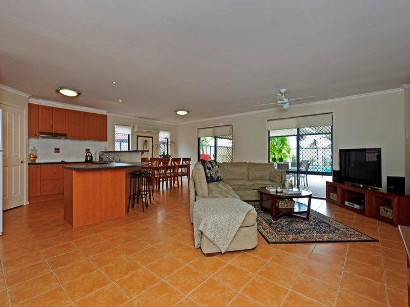 36 Graywillow Drive, Oxenford QLD 4210