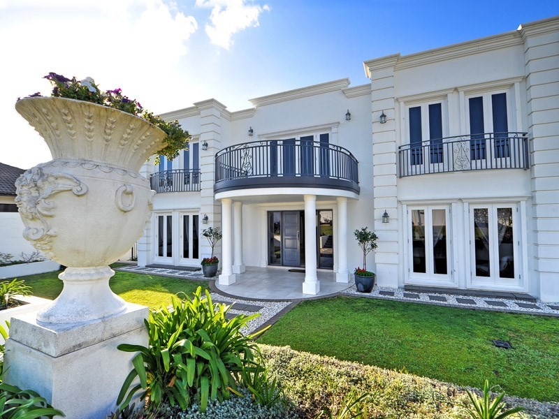 5827 Coveside Lane, Sanctuary Cove QLD 4212