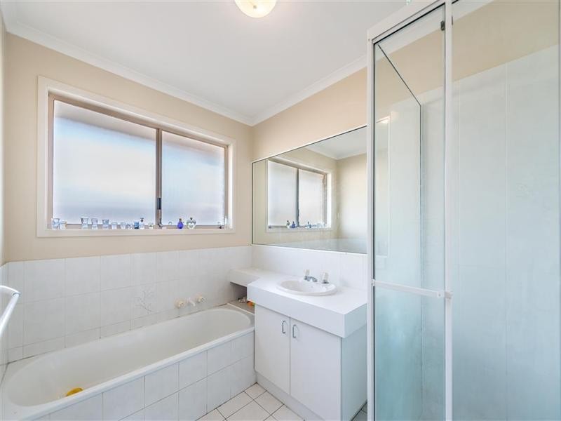 24 Angaston Avenue, Carrara QLD 4211